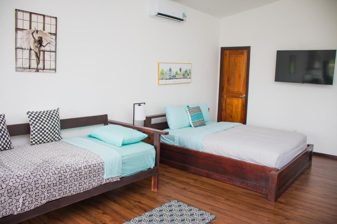 Chango'S Apartments Bocas del Toro Extérieur photo