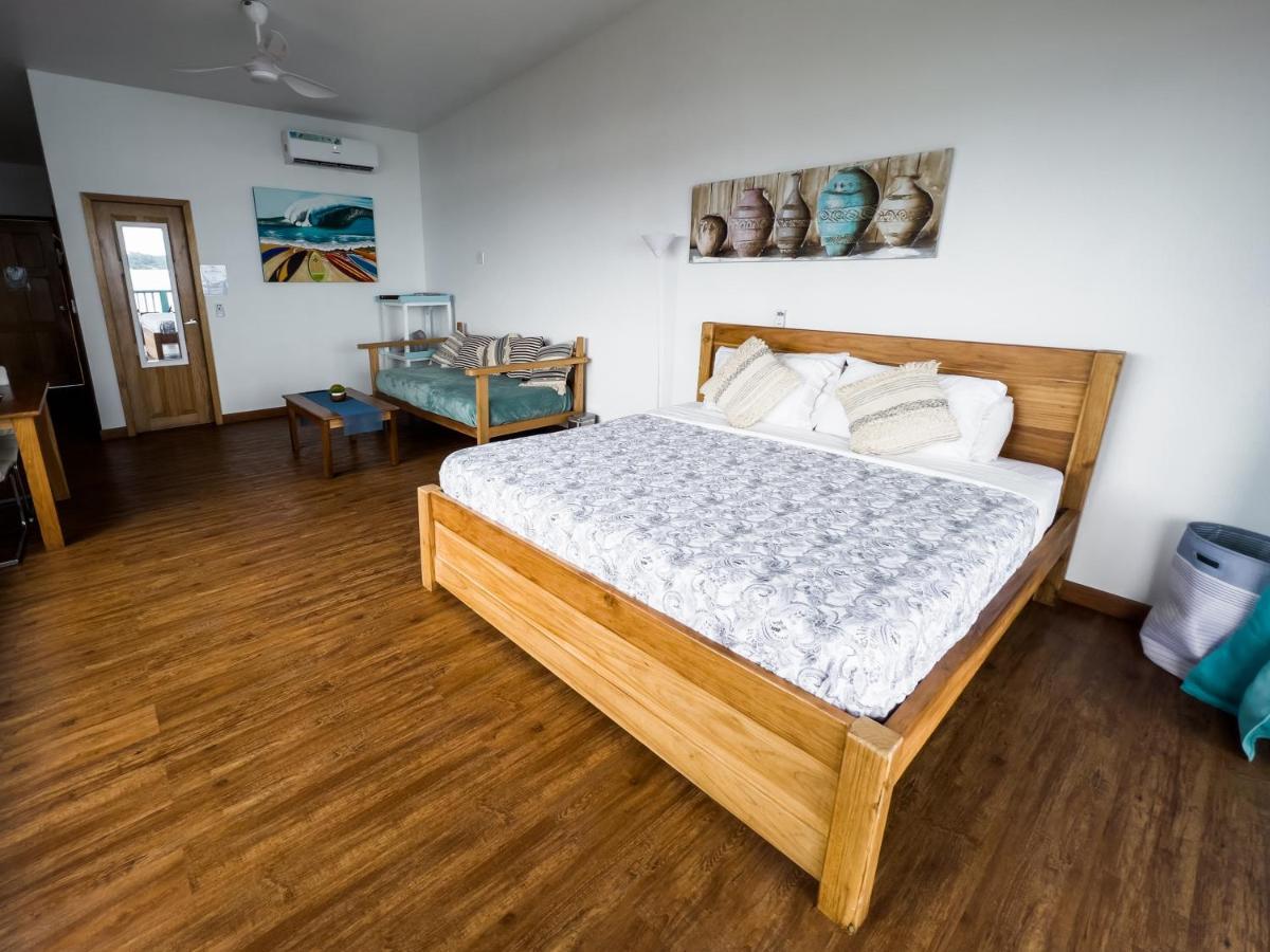 Chango'S Apartments Bocas del Toro Extérieur photo
